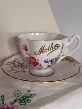Vintage Mother English Bone China Teacup Saucer Set Pink Floral Gold 5123